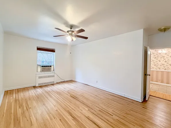 915 East 17th Street image 11 of 12