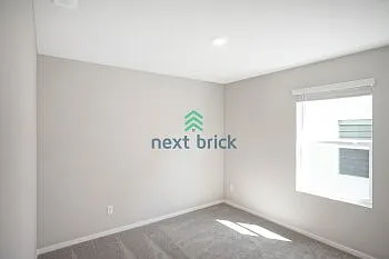 4209 Savannah Loop NE — Photo 11