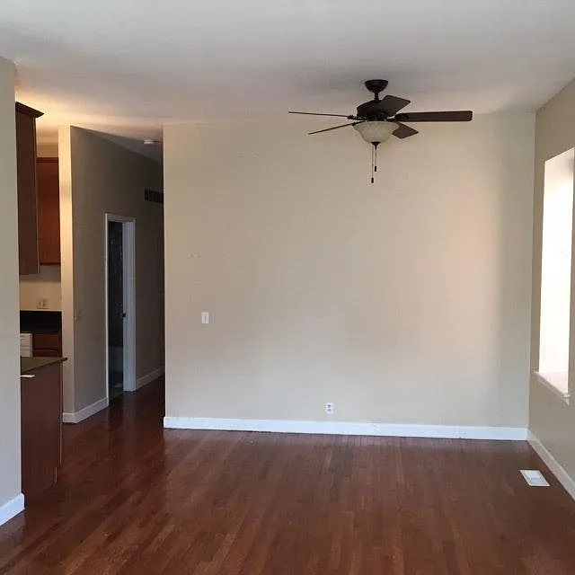 2 bed, 950 sqft, $1,395 — Photo 4