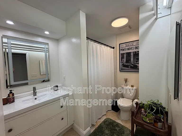 208 Frances Cannon Dr — Photo 6