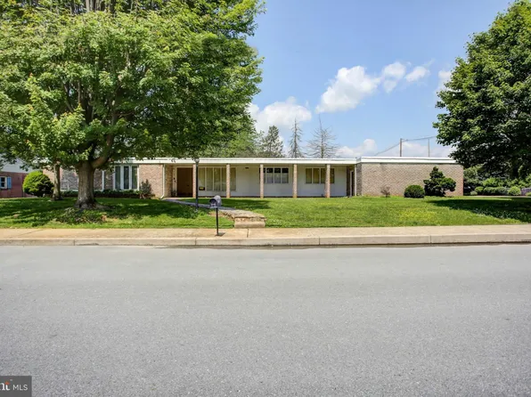 1691 Wilson Ave, Chambersburg, PA 17201