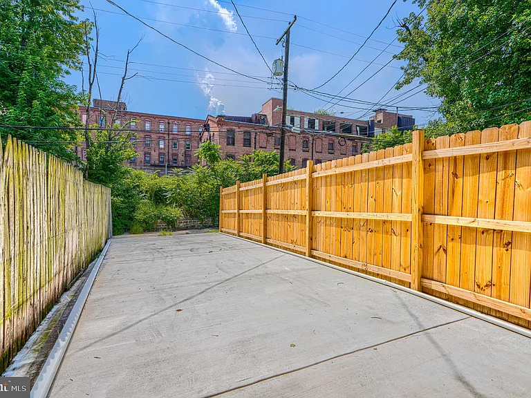 616 S Lehigh St — Photo 19