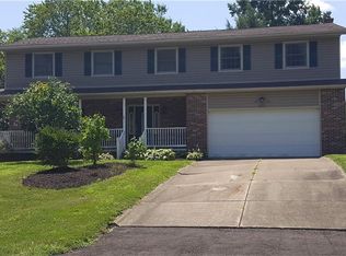 432 Abbyshire Rd, Akron, OH 44319