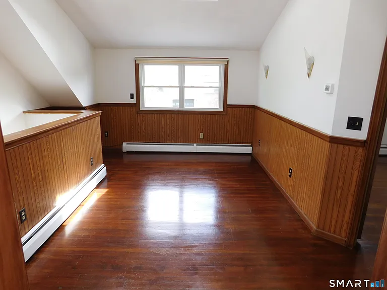 59 Fair St — Photo 10