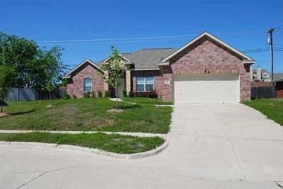 1st image of 106 Melody Cir