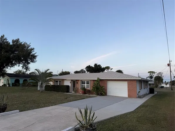 1220 Punta Nova Ter, Englewood, FL 34223
