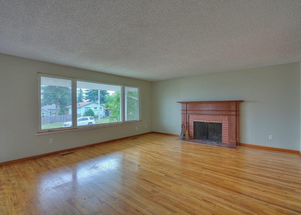 1st image of 28631 51st Pl S