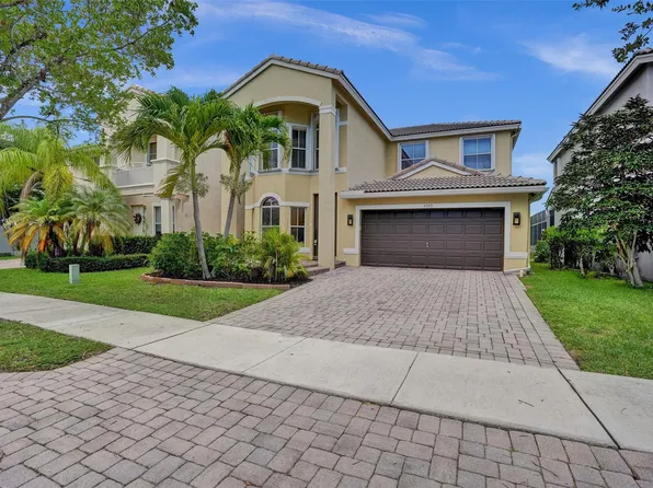 4283 S Magnolia Circle, Delray Beach, FL 33445