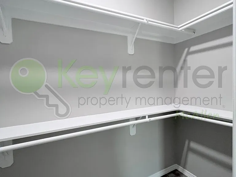 1812 Redbud Ln #1 — Photo 9