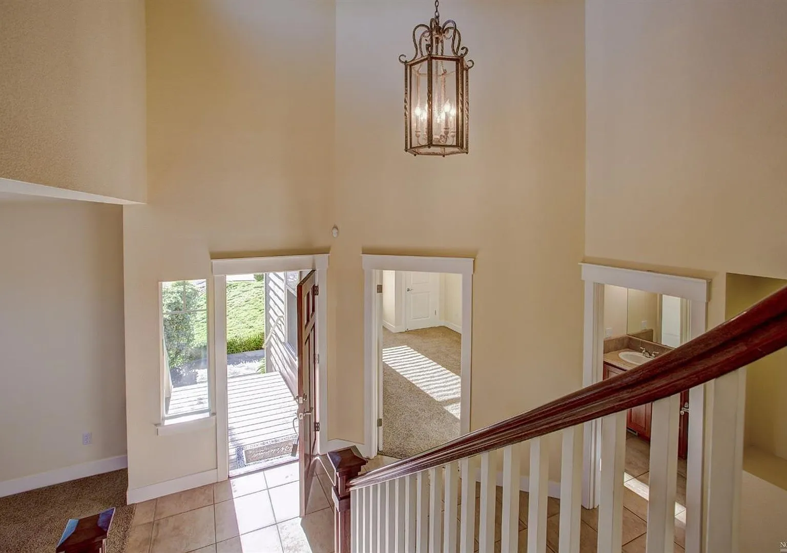 West Petaluma Beauty ~ Bodega Heights ~ 2 Levels — Photo 4