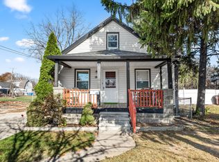 8411 E Ten Mile Rd, Center Line, MI 48015