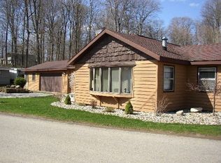 14885 Lakeshore Dr, Vandalia, MI 49095