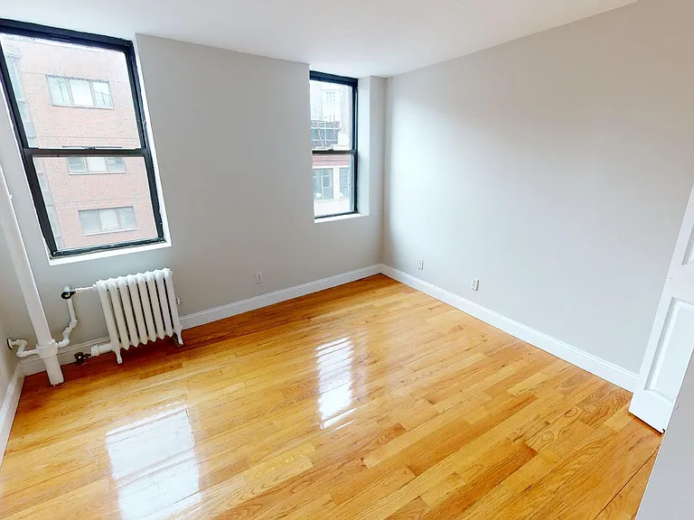 224 Hanover St #11A — Photo 9