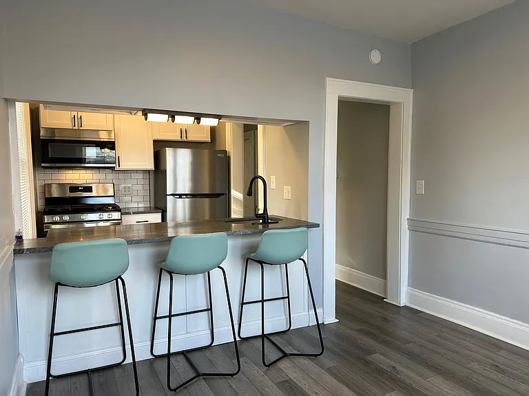 403 Oak St #3 — Photo 19