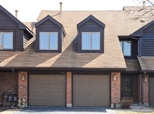 4133 Picardy Dr, Northbrook, IL 60062