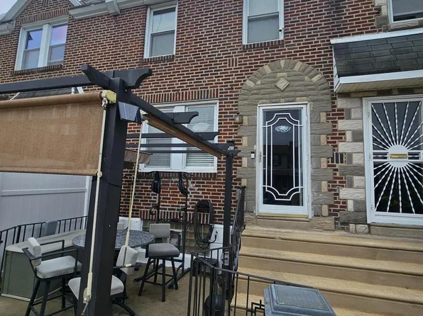 5405 Charles St, Philadelphia, PA 19124