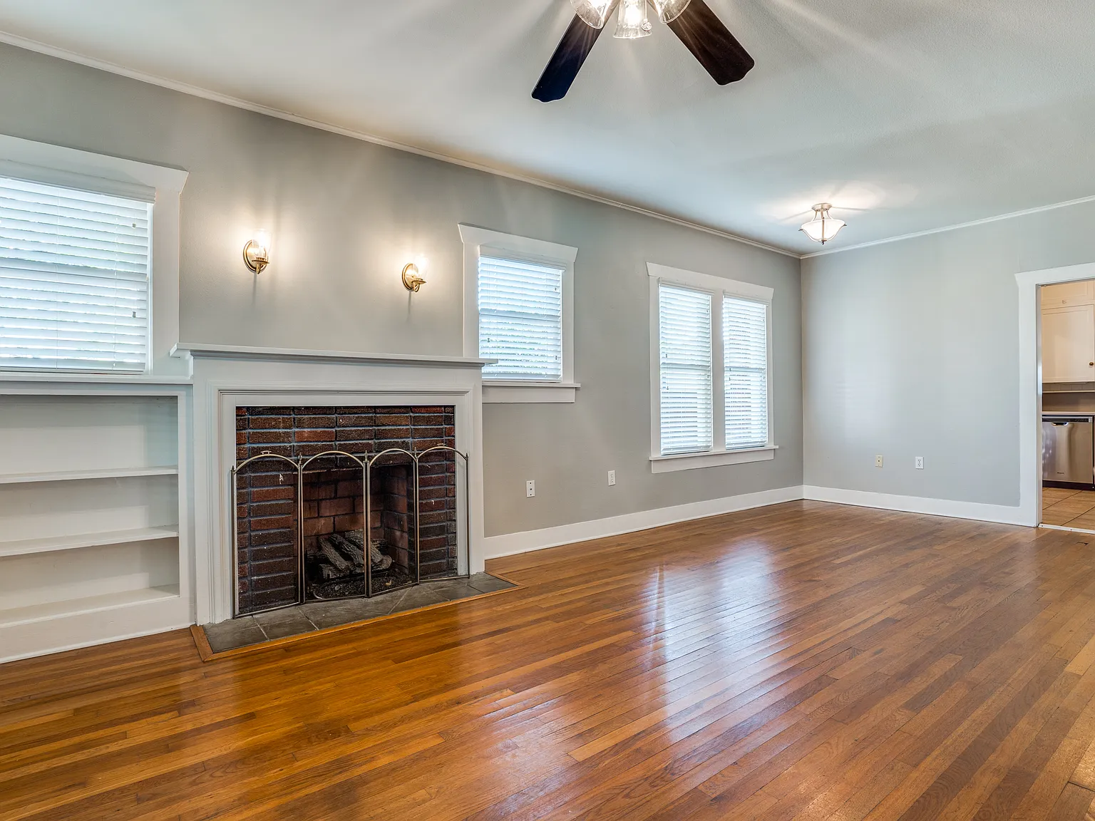 3125 Lubbock Ave - 1 — Photo 3