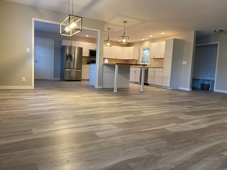 2314 Glenoak Dr — Photo 5