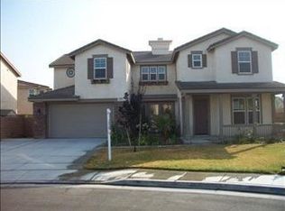 6880 Guinevere Ct, Corona, CA 92880
