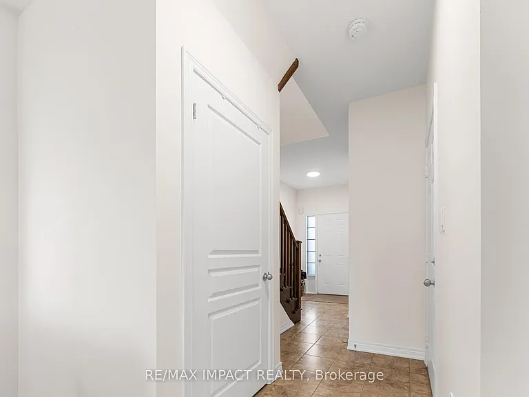 5084 Alyssa Dr — Photo 8