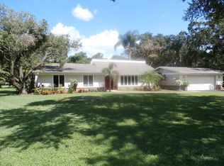 2221 Shadow Wood Ln, Sarasota, FL 34240