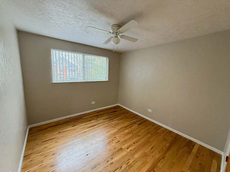 2170 N Franklin St — Photo 7
