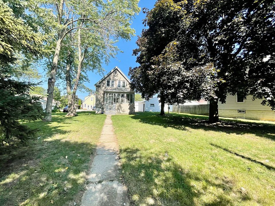 1st image of 3834 E Barnard Ave #3
