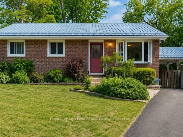 14 Allore Ave, Quinte West, ON K8V 6K2