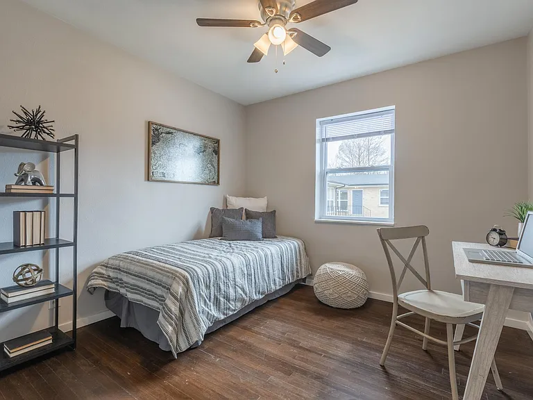 2932 Hallmark Ln — Photo 13