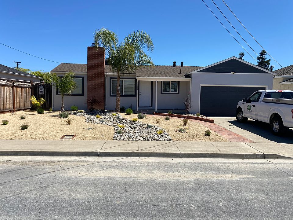 1st image of 37414 Briarwood Dr