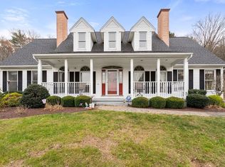 15 Sturbridge Rd, Brimfield, MA 01010