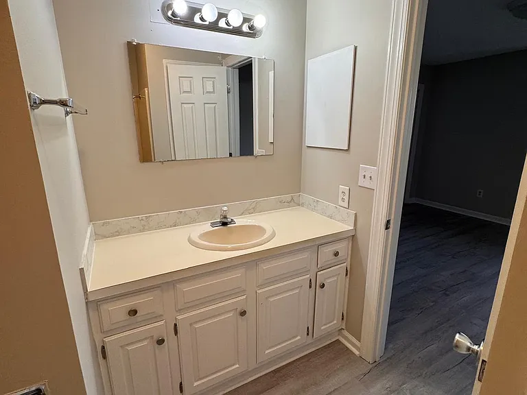 4807 Little River Rd #9 — Photo 27