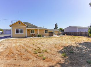 11 El Dorado Dr, Hollister, CA