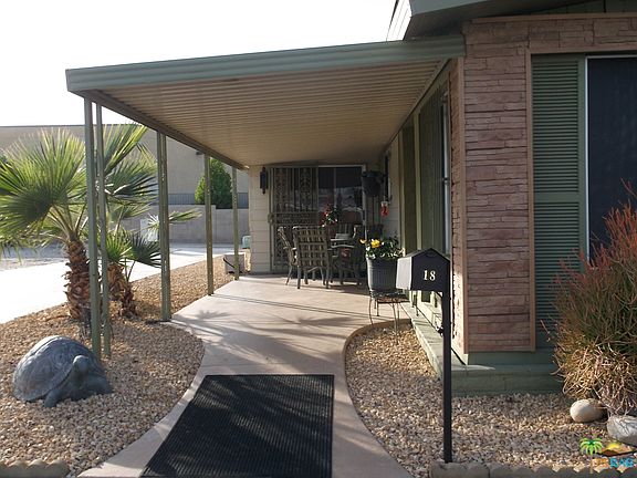 3rd image of 18 Club Circle Dr