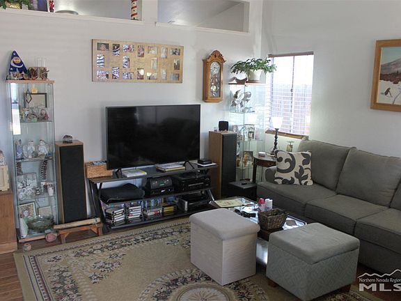 3rd image of 840 Glen Martin Dr