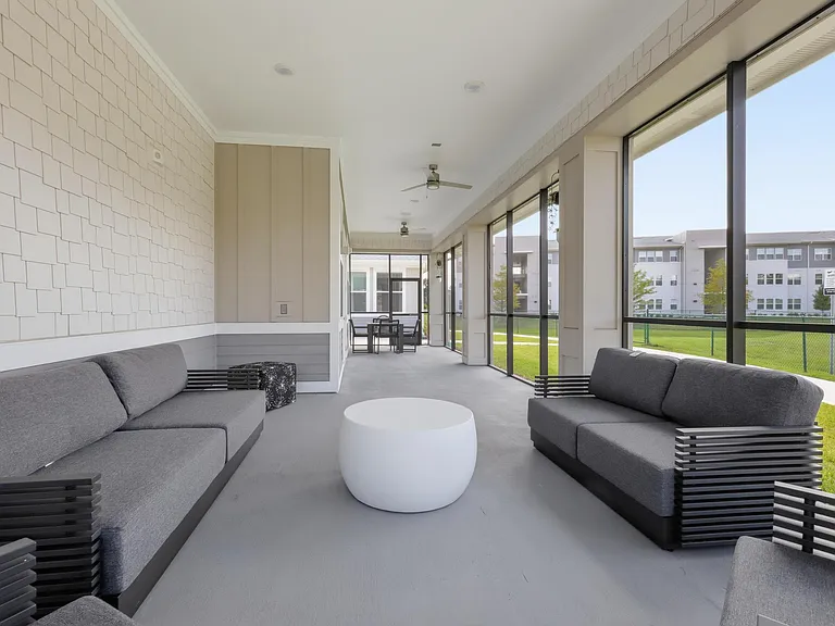 Barnett Villas — Photo 9