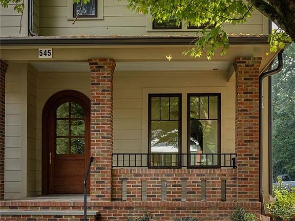 5th image of 545 Page Ave NE