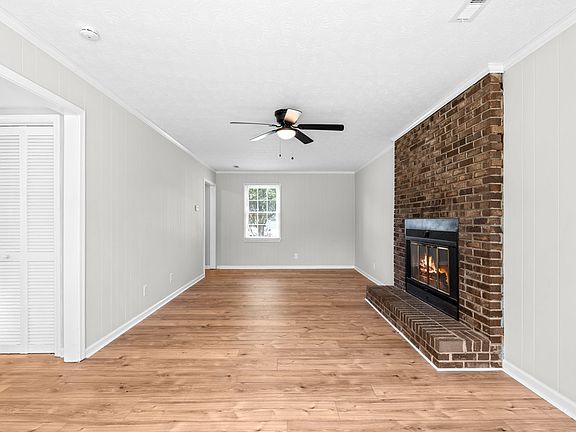 5th image of 102 Jodibrook Ct