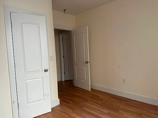 Rented by Premier One Realty LLC | media 8