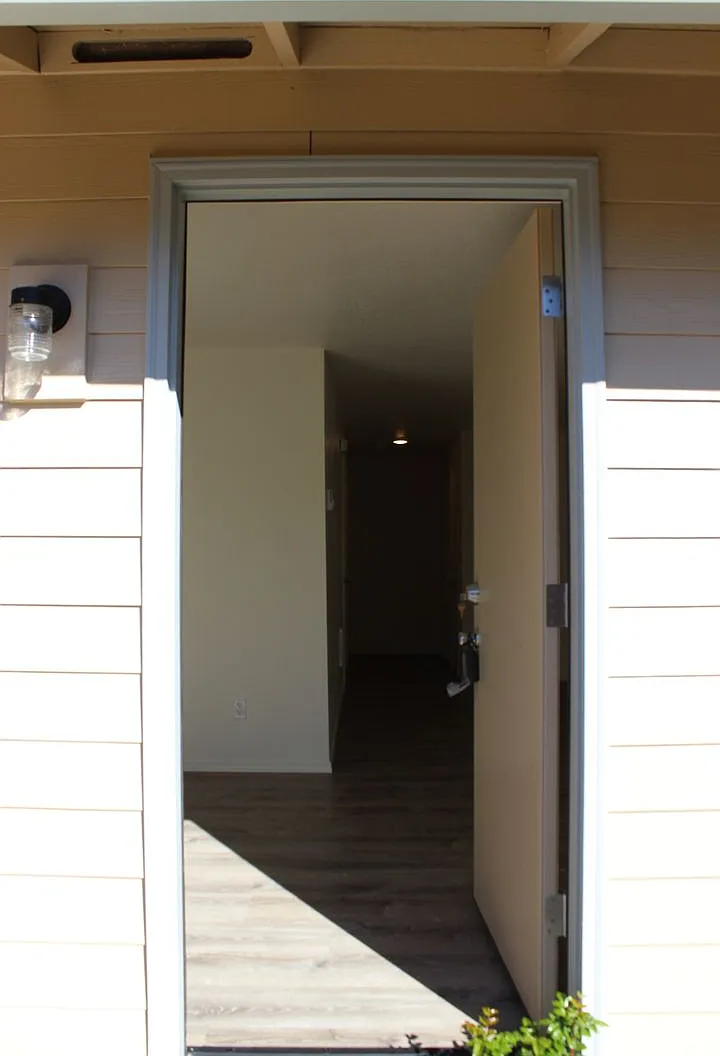 2055 NE Barberry Dr. wp407 — Photo 2