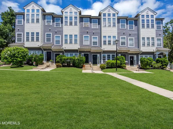 9 River Ln, Delanco, NJ 08075