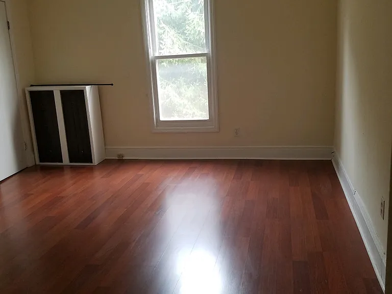 24 Franklin Pl #C2 — Photo 17