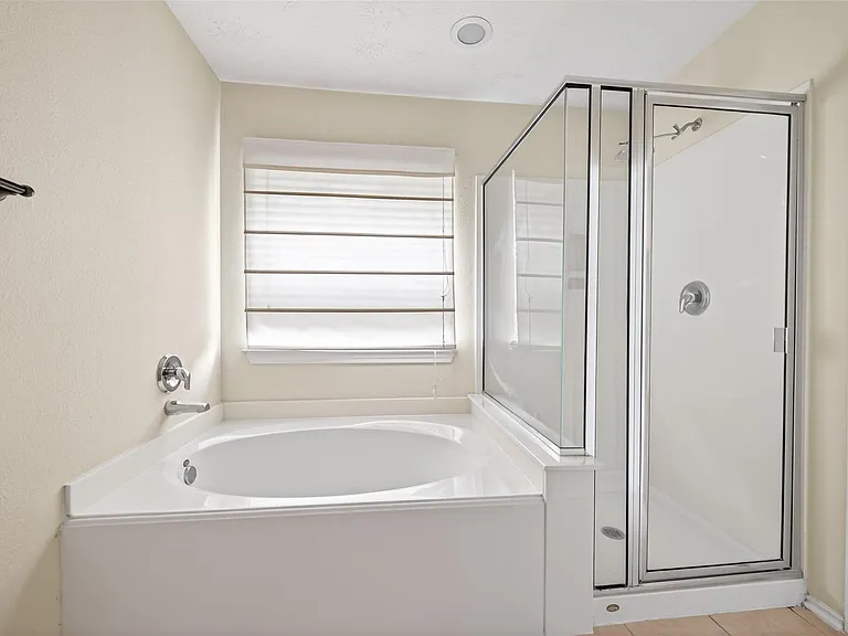 5626 Claybeck Ln — Photo 19