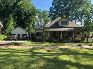 208 E 11th St SE, Rome, GA 30161