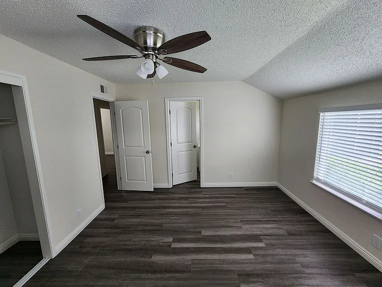 12091 Cherry St — Photo 20