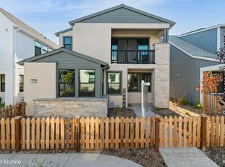 1546 Waterside Ln, Rohnert Park, CA 94928