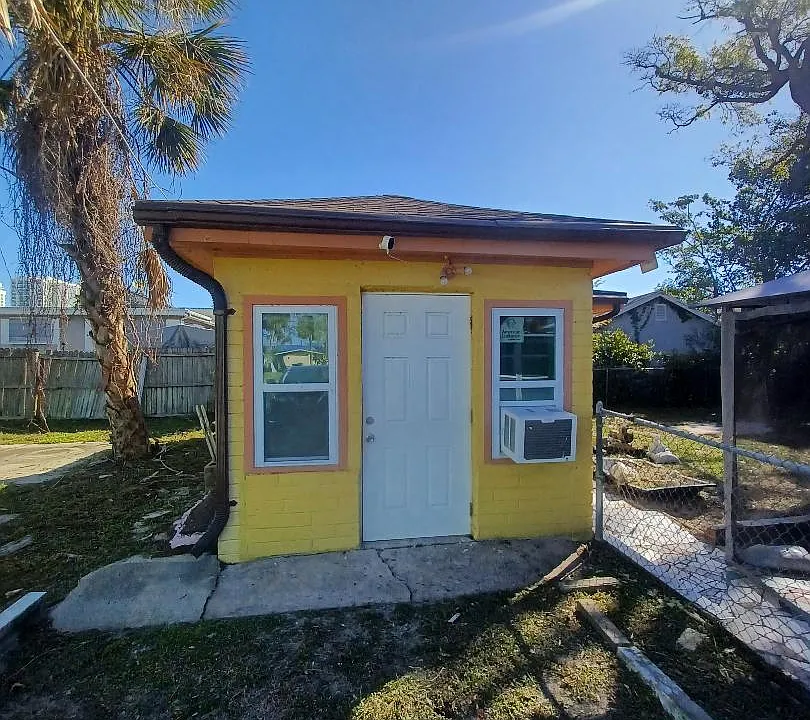 137 Highland Ave