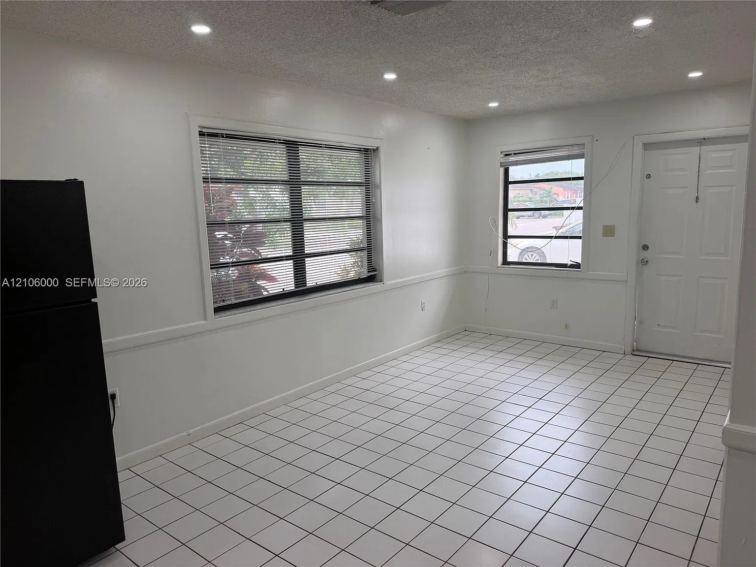 Evergreen Terrace — Photo 2