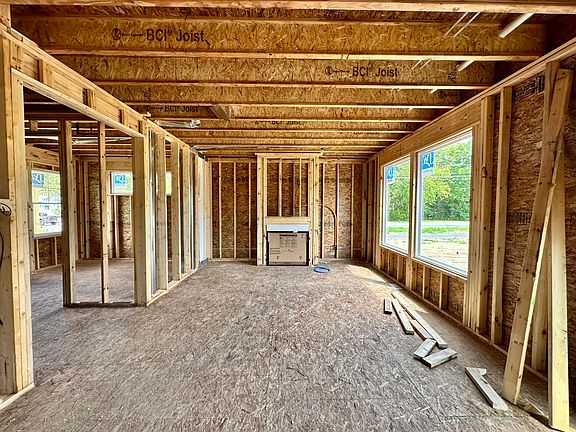 2nd image of 2190 Emerald Shore Cir