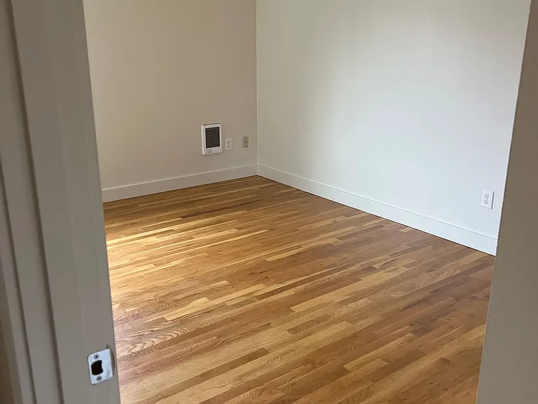 2801 N Ainsworth St #5 — Photo 10